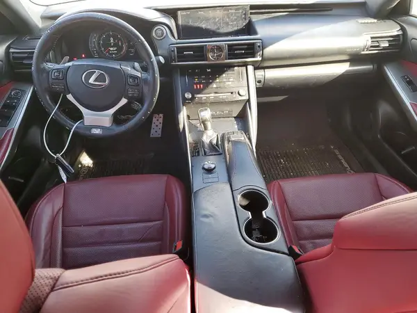 JTHC81D29J5033735 2018 LEXUS IS - Image 8