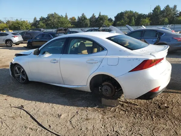 JTHC81D29J5033847 2018 LEXUS IS - Image 2