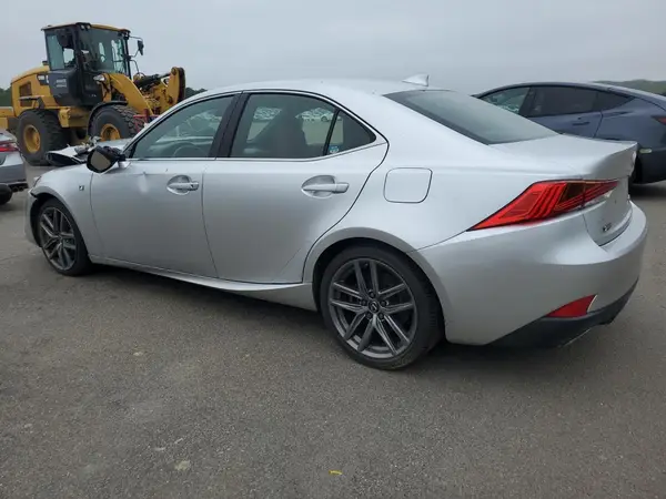 JTHC81D29K5037933 2019 LEXUS IS - Image 2