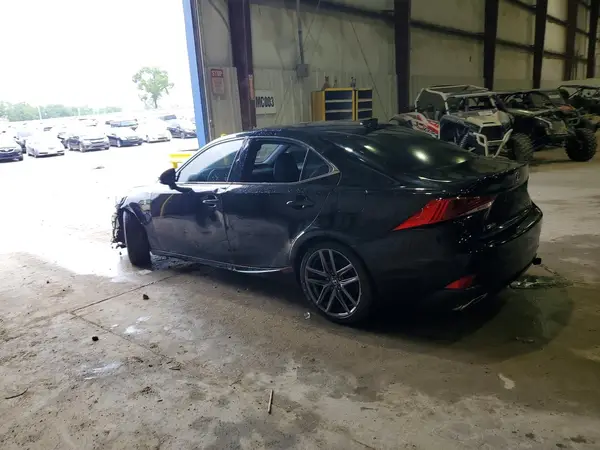 JTHC81D29K5038225 2019 LEXUS IS - Image 2