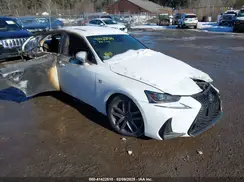 JTHC81D2XJ5027216 2018 LEXUS IS