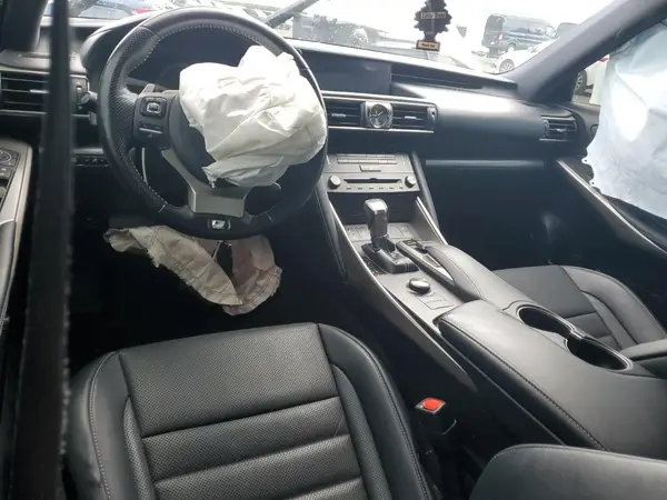 JTHC81D2XJ5028866 2018 LEXUS IS - Image 8