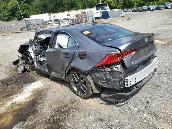 JTHC81D2XK5034894 2019 LEXUS IS - Image 2