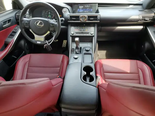 JTHC81D2XK5035236 2019 LEXUS IS - Image 8