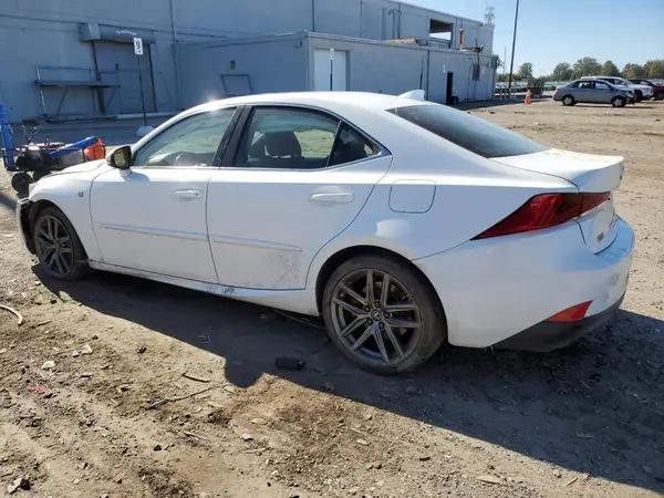 JTHC81D2XK5036404 2019 LEXUS IS - Image 2