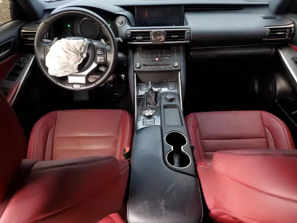 JTHC81D2XK5039304 2019 LEXUS IS - Image 8