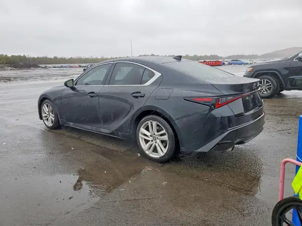 JTHC81F22M5043685 2021 LEXUS IS - Image 2