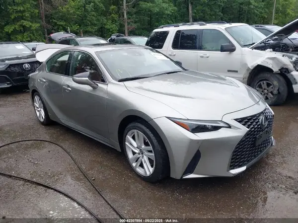 JTHC81F23M5047096 2021 LEXUS IS - Image 1