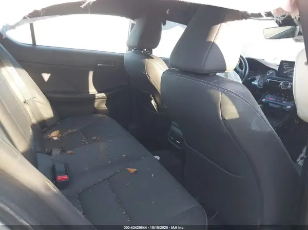 JTHC81F24M5045079 2021 LEXUS IS - Image 8