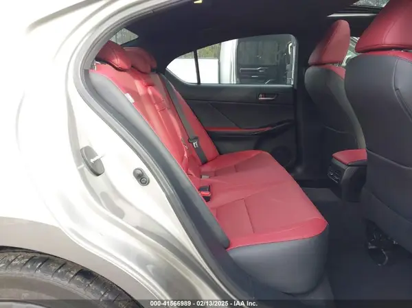 JTHC81F25M5044457 2021 LEXUS IS - Image 8