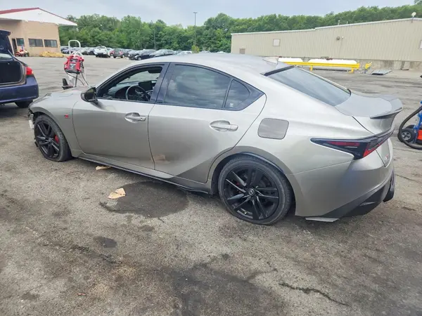 JTHC81F25M5044961 2021 LEXUS IS - Image 2