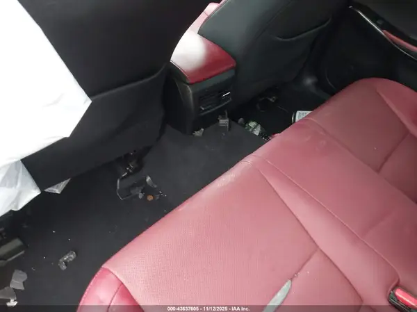 JTHC81F26M5044984 2021 LEXUS IS - Image 8