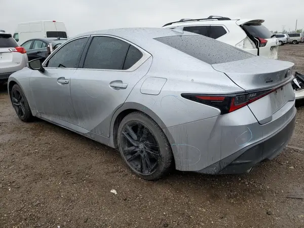 JTHC81F27M5045772 2021 LEXUS IS - Image 2