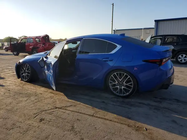 JTHC81F28M5044257 2021 LEXUS IS - Image 2