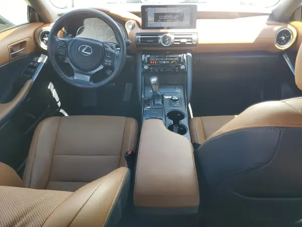 JTHC81F28M5046574 2021 LEXUS IS - Image 8