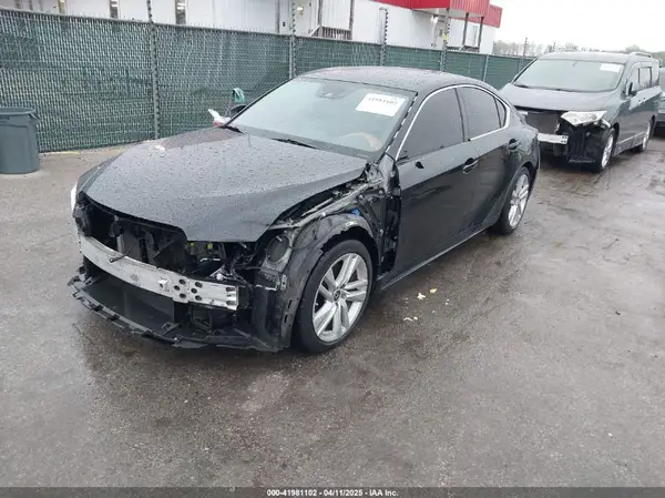 JTHC81F29M5043571 2021 LEXUS IS - Image 2