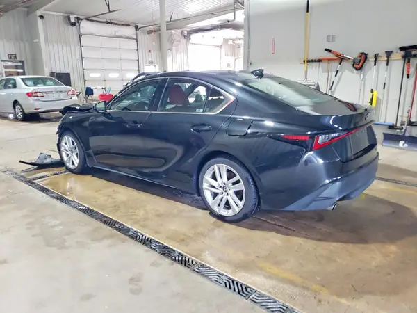 JTHC81F29M5044803 2021 LEXUS IS - Image 2