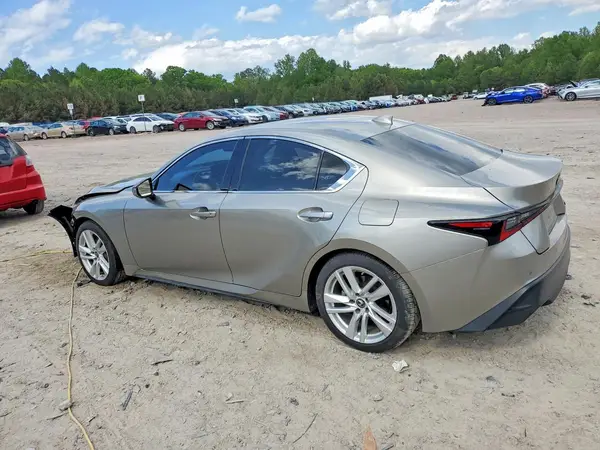 JTHC81F2XM5046236 2021 LEXUS IS - Image 2