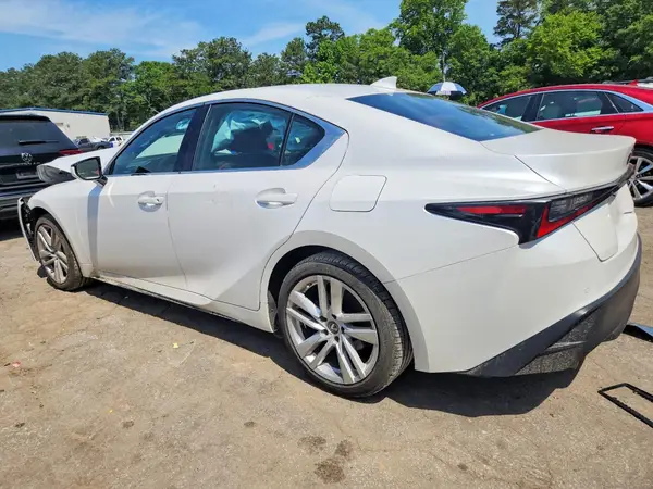 JTHC81F2XN5049719 2022 LEXUS IS - Image 2