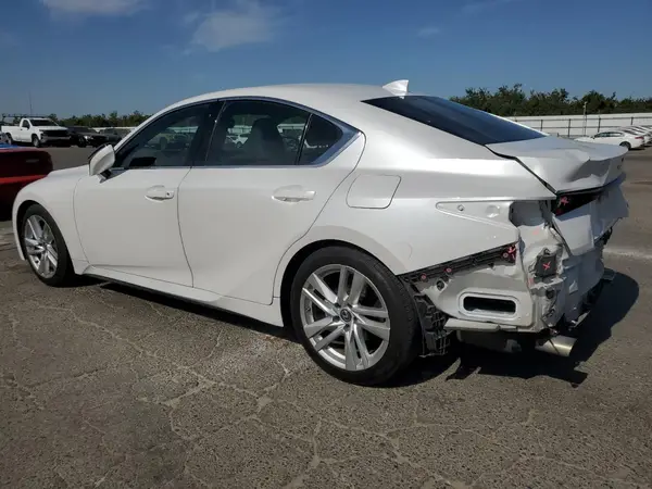 JTHCA1D20M5114499 2021 LEXUS IS - Image 2