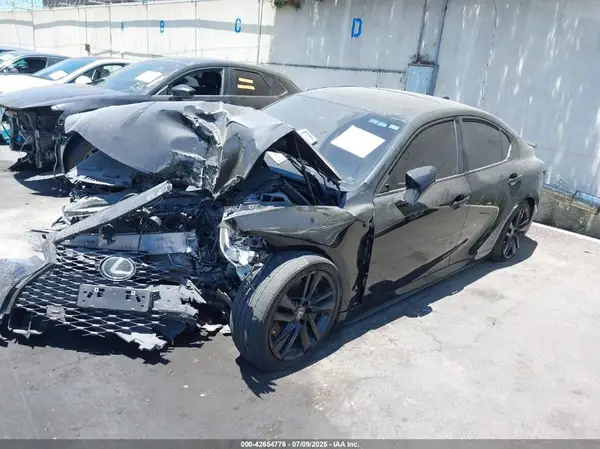 JTHCA1D20M5116057 2021 LEXUS IS - Image 2