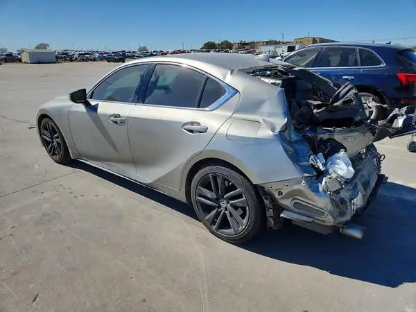 JTHCA1D20M5117404 2021 LEXUS IS - Image 2