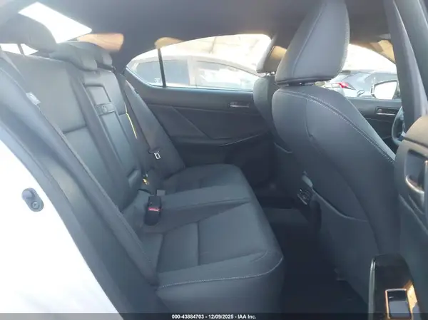 JTHCA1D20P5123546 2023 LEXUS IS - Image 8