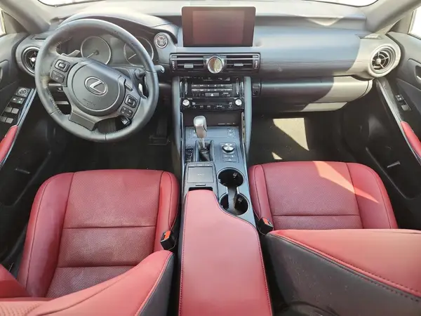 JTHCA1D22R5132686 2024 LEXUS IS - Image 8