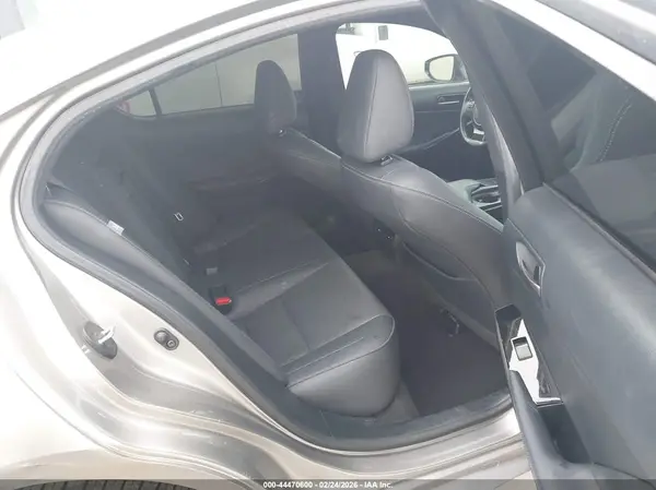 JTHCA1D23M5114626 2021 LEXUS IS - Image 8