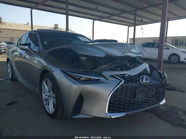 JTHCA1D24M5113596 2021 LEXUS IS - Image 1