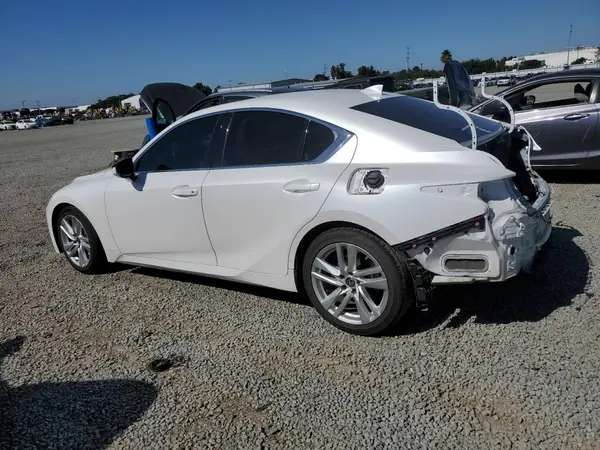 JTHCA1D26M5111574 2021 LEXUS IS - Image 2