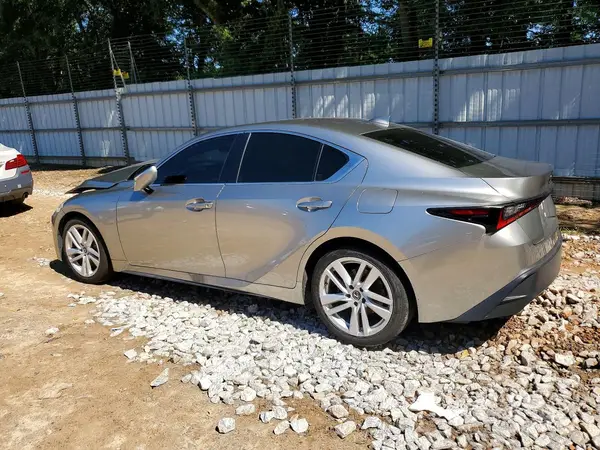 JTHCA1D26M5111672 2021 LEXUS IS - Image 2
