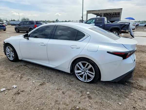 JTHCA1D26M5116807 2021 LEXUS IS - Image 2