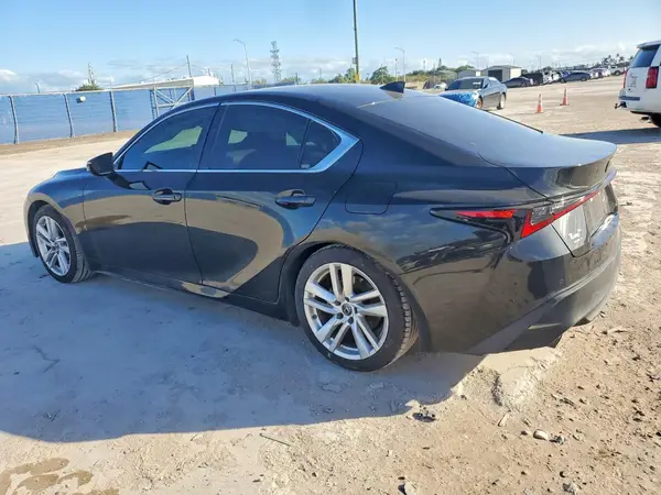 JTHCA1D27M5115889 2021 LEXUS IS - Image 2