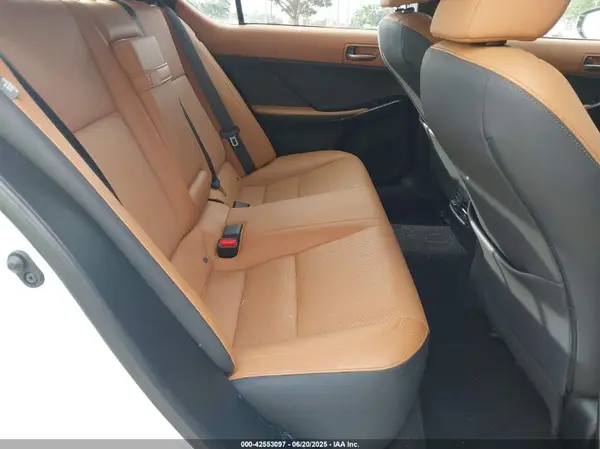 JTHCA1D27R5129265 2024 LEXUS IS - Image 8