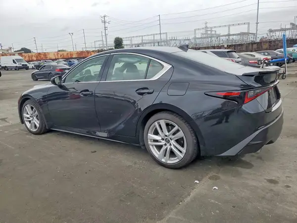 JTHCA1D28M5109793 2021 LEXUS IS - Image 2