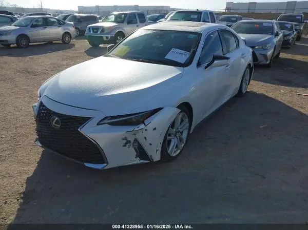 JTHCA1D28M5110927 2021 LEXUS IS - Image 2