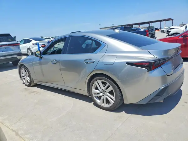 JTHCA1D28M5115190 2021 LEXUS IS - Image 2