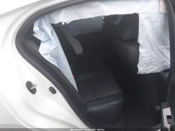 JTHCA1D28M5116761 2021 LEXUS IS - Image 8