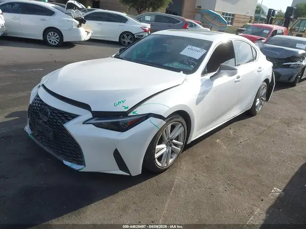 JTHCA1D29M5109558 2021 LEXUS IS - Image 2