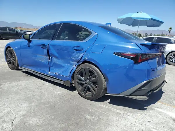 JTHCA1D29M5109737 2021 LEXUS IS - Image 2