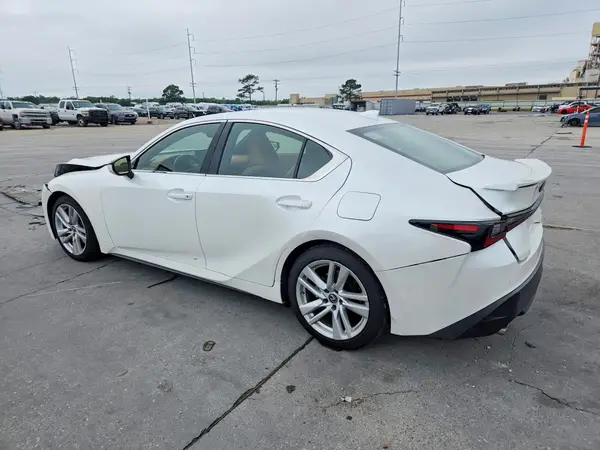 JTHCA1D29M5112668 2021 LEXUS IS - Image 2