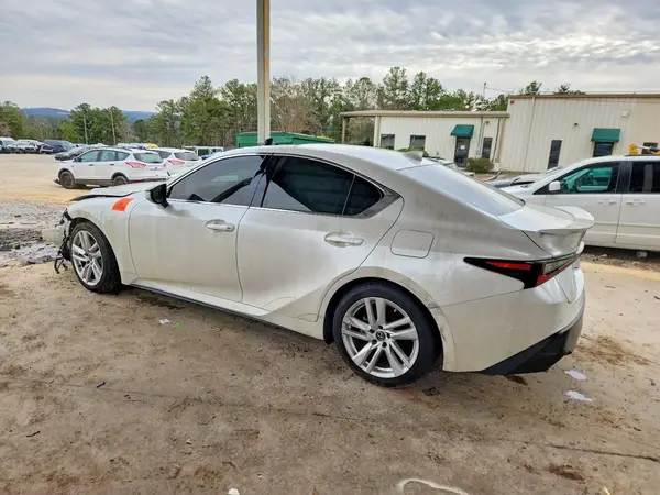 JTHCA1D29M5116204 2021 LEXUS IS - Image 2