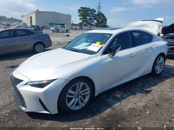 JTHCA1D29M5117269 2021 LEXUS IS - Image 2