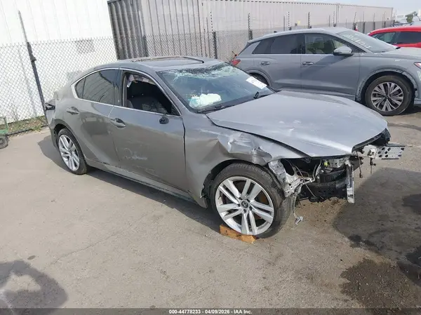 JTHCA1D2XM5116342 2021 LEXUS IS - Image 1