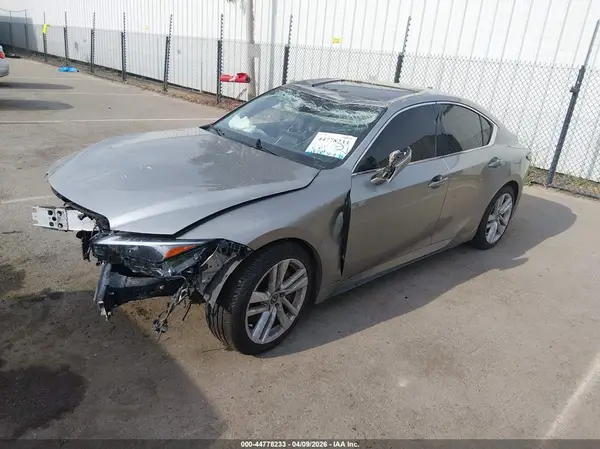 JTHCA1D2XM5116342 2021 LEXUS IS - Image 2
