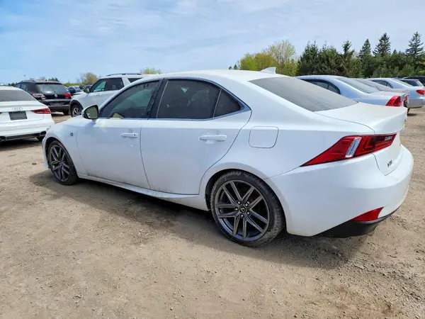 JTHCE1D21G5010564 2016 LEXUS IS - Image 2