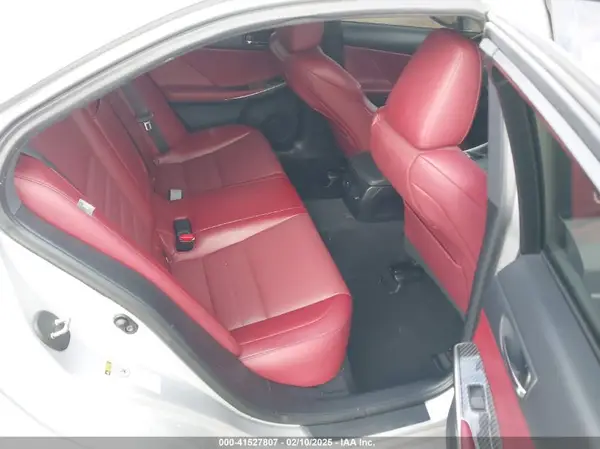 JTHCE1D21G5011584 2016 LEXUS IS - Image 8