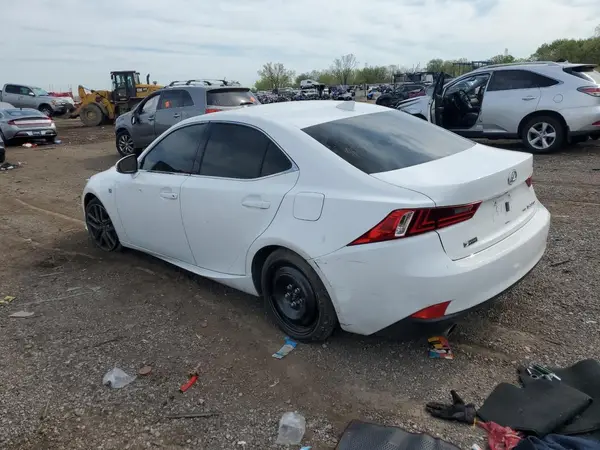 JTHCE1D21G5011696 2016 LEXUS IS - Image 2