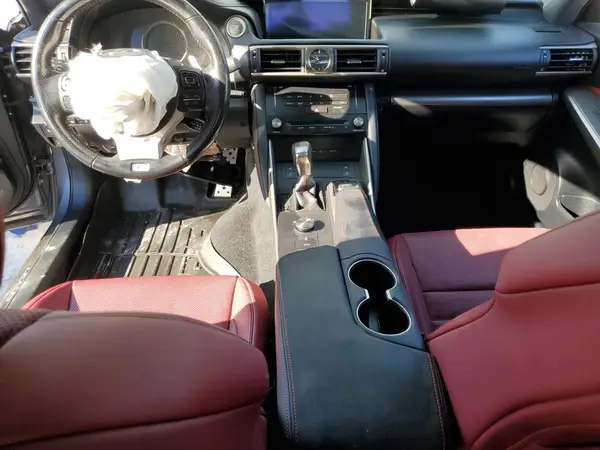 JTHCE1D21H5013224 2017 LEXUS IS - Image 8
